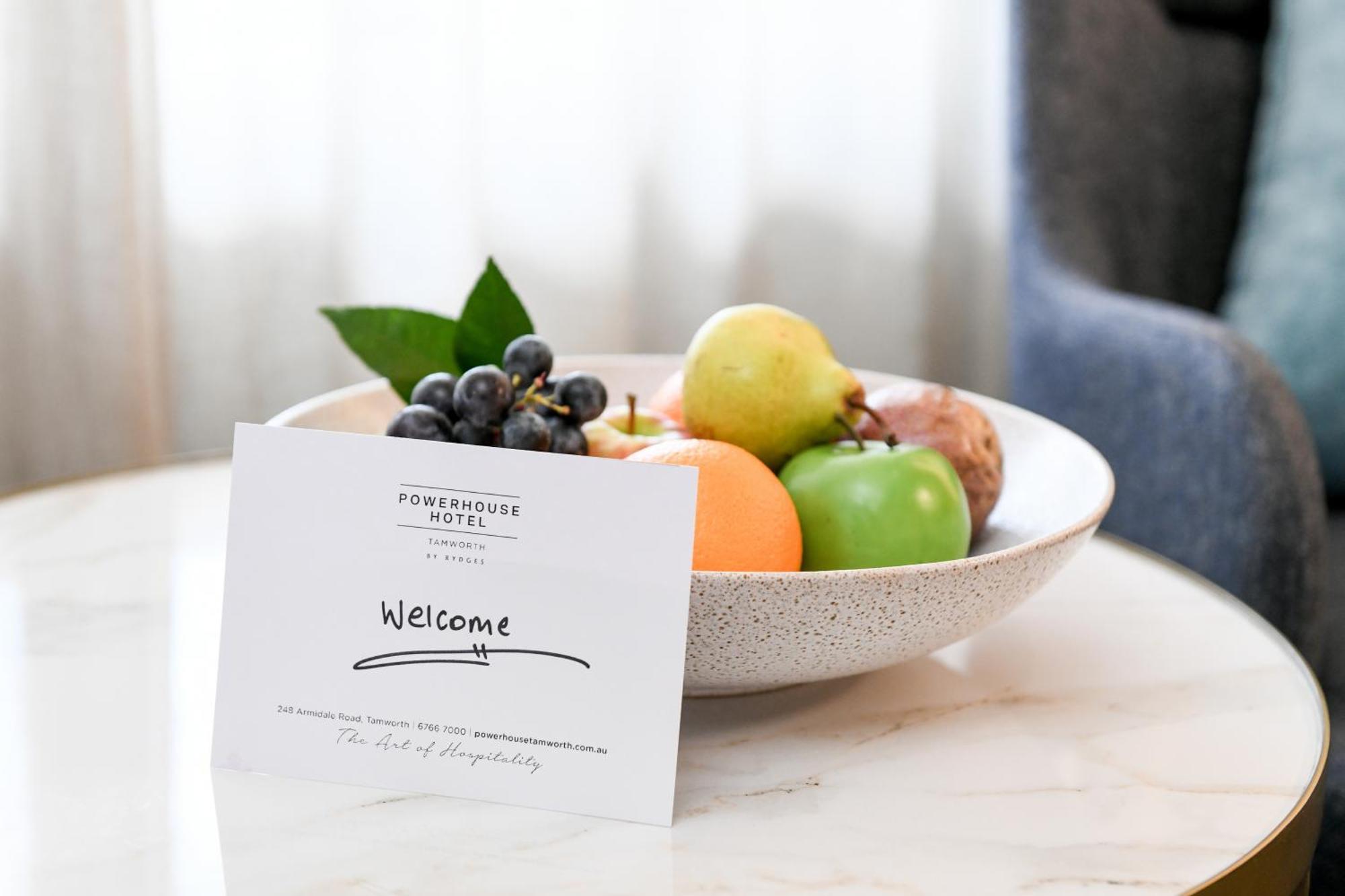 Powerhouse Hotel Tamworth By Rydges Eksteriør billede Welcome card