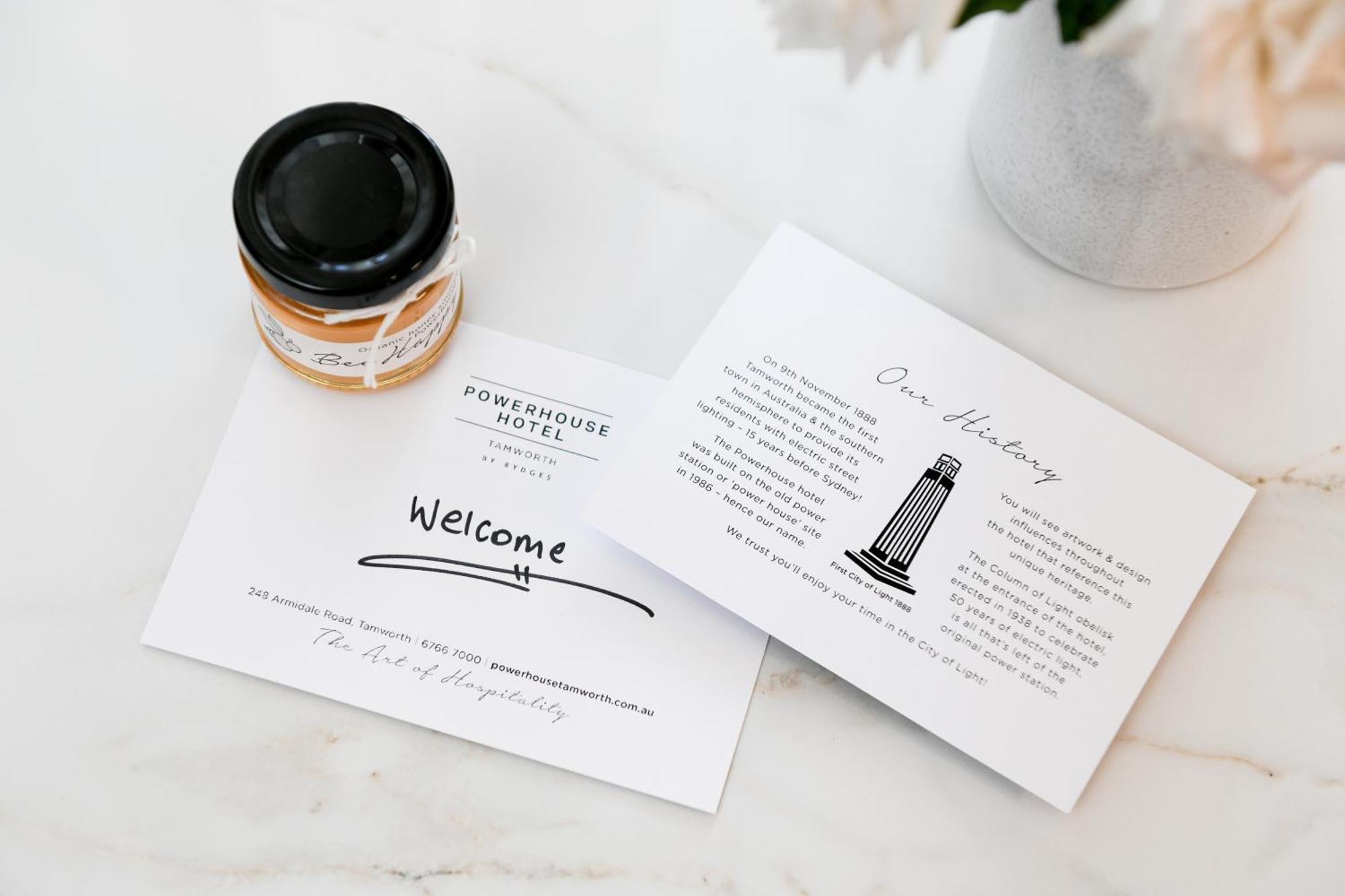 Powerhouse Hotel Tamworth By Rydges Eksteriør billede Welcome card